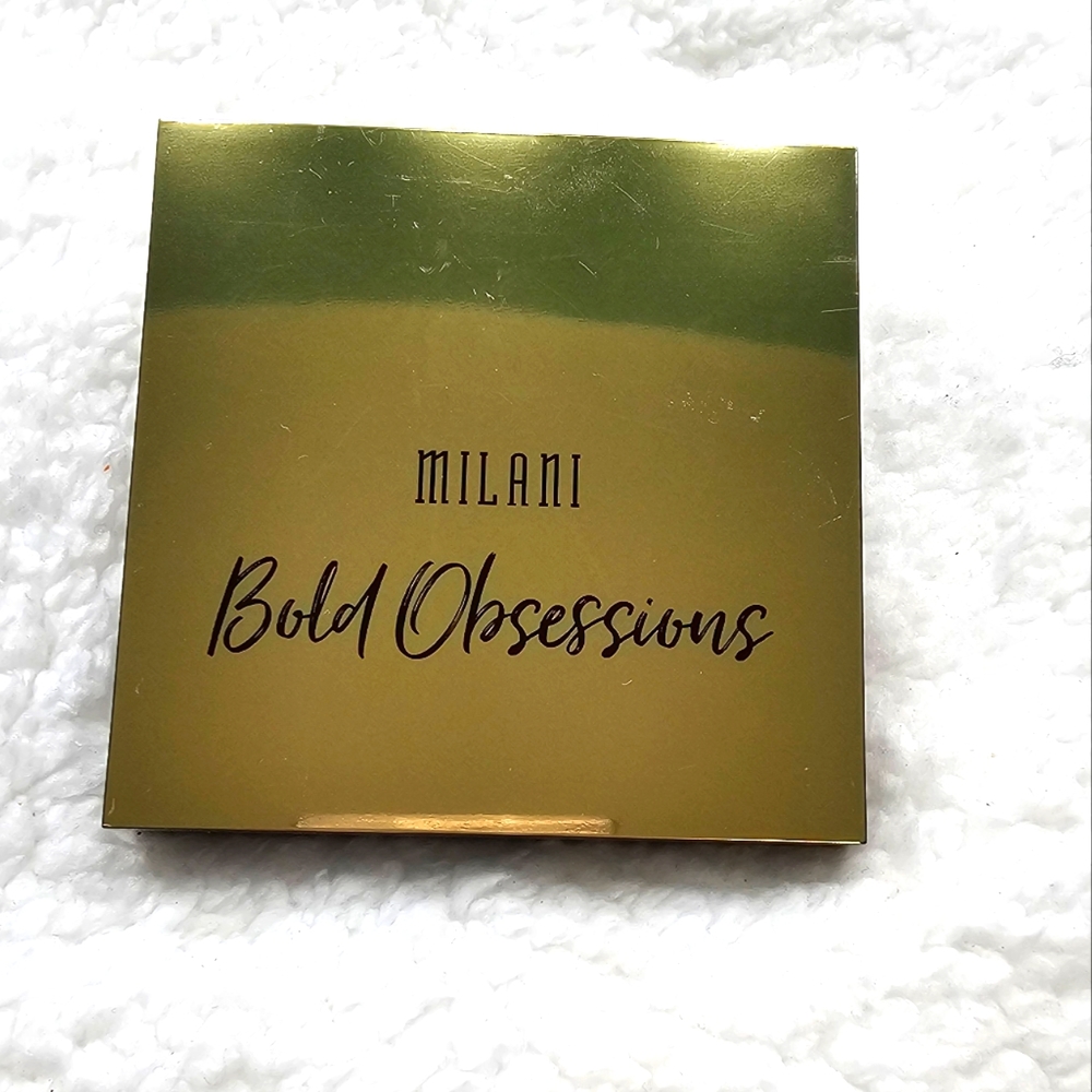 💥DISCONTINUED💥🎉 Milani Bold Obsessions Eyeshadow Palette! - Picture 3 of 6